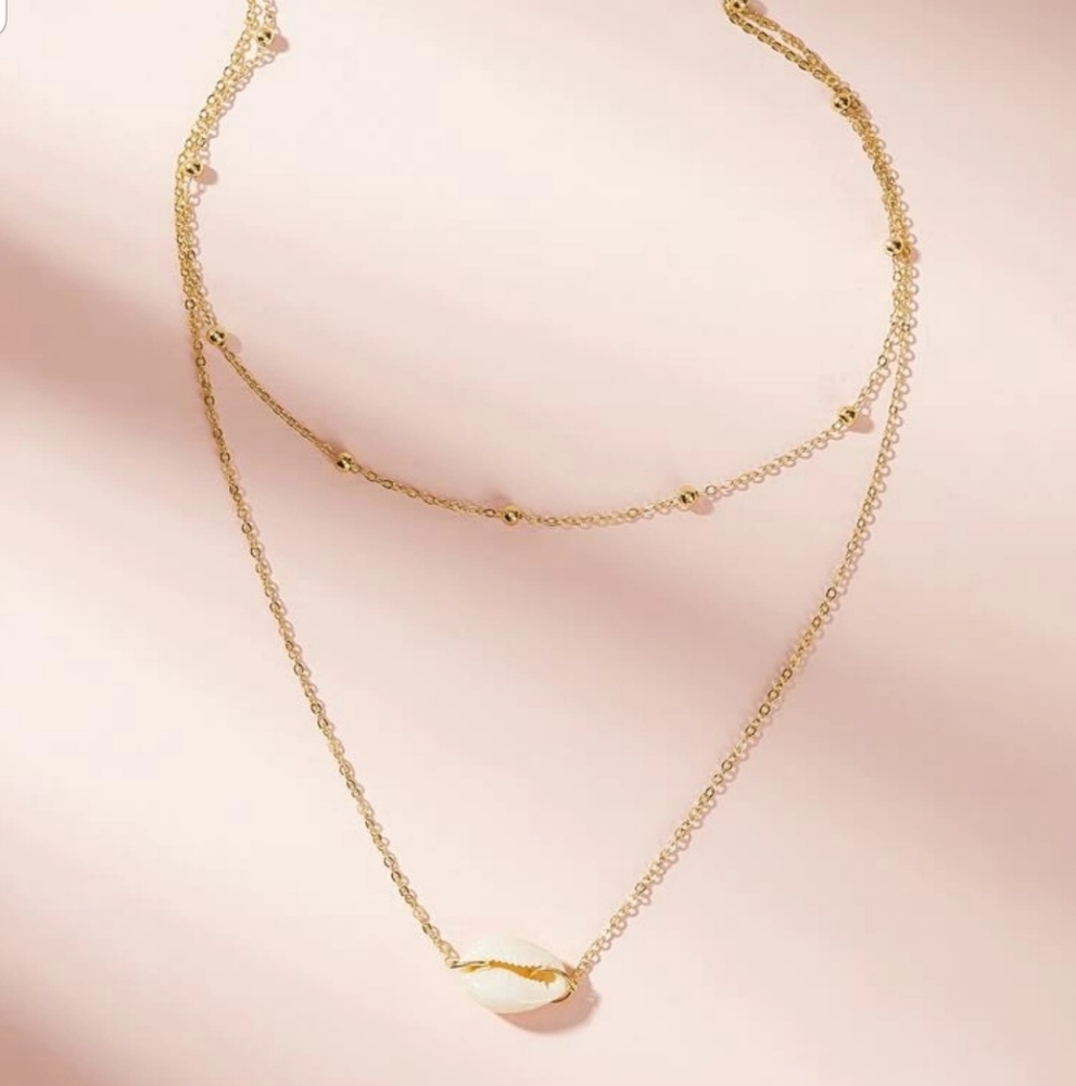 *Marina* Shell Layered necklace - Picture 2 of 3